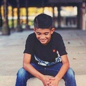 Meet your Posher, Kingston stanford